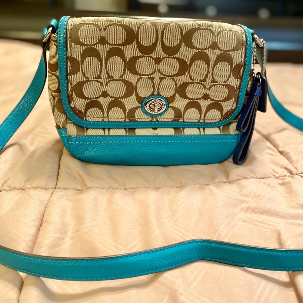 Coach crossbody purse